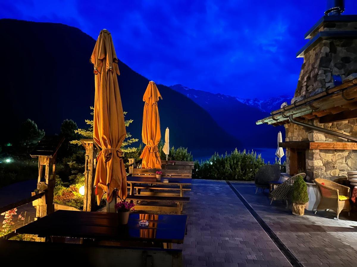 Hotel & Chalets Edelweiss Madonna  Eksteriør bilde