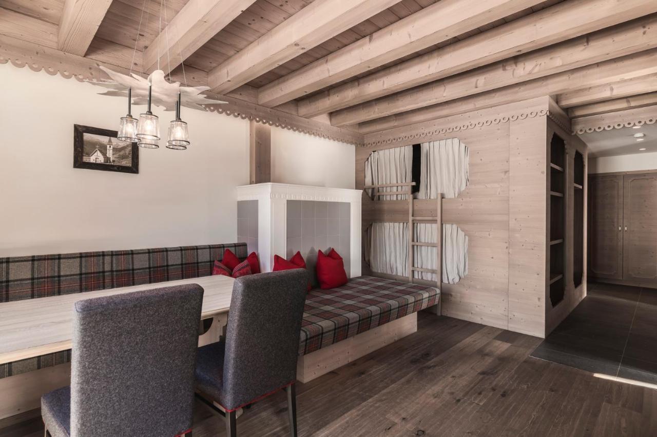 Hotel & Chalets Edelweiss Madonna  Eksteriør bilde