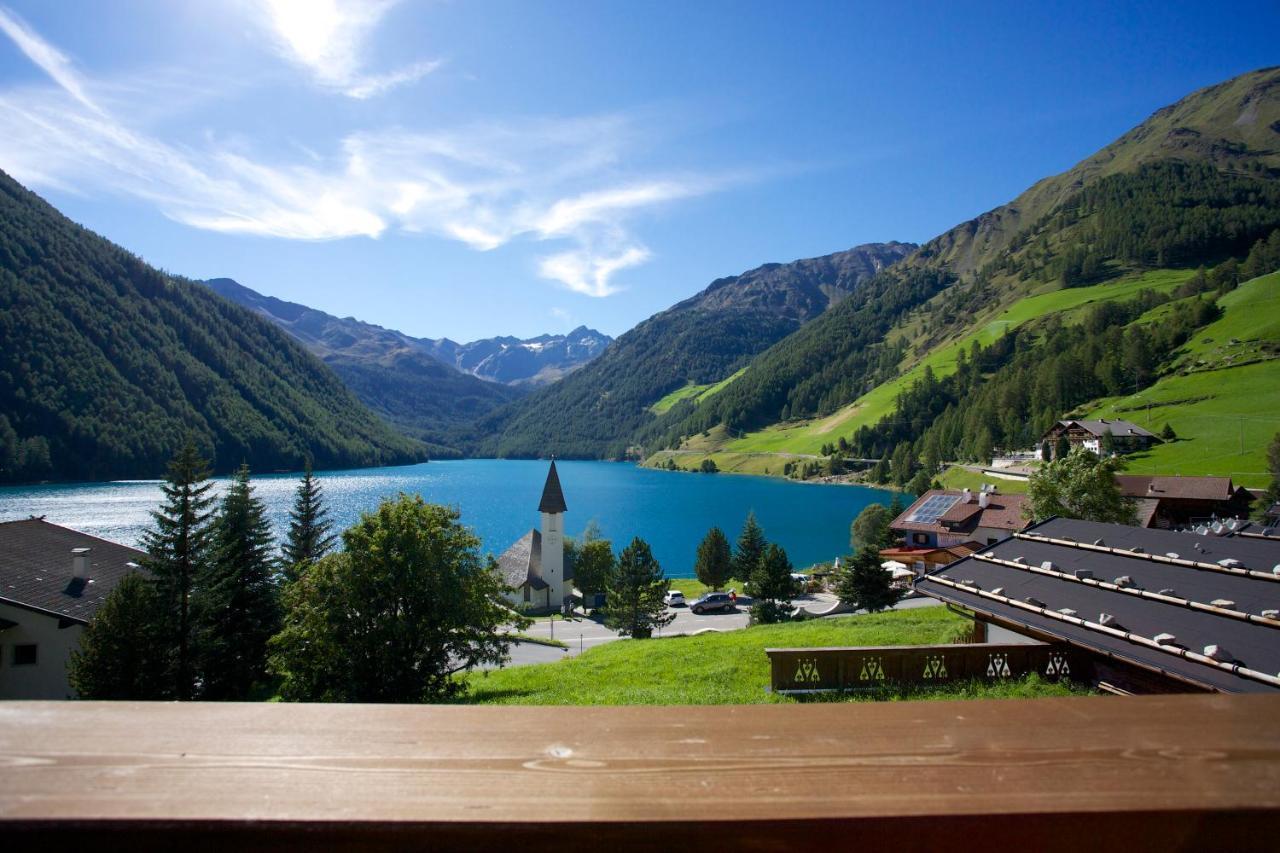 Hotel & Chalets Edelweiss Madonna  Eksteriør bilde
