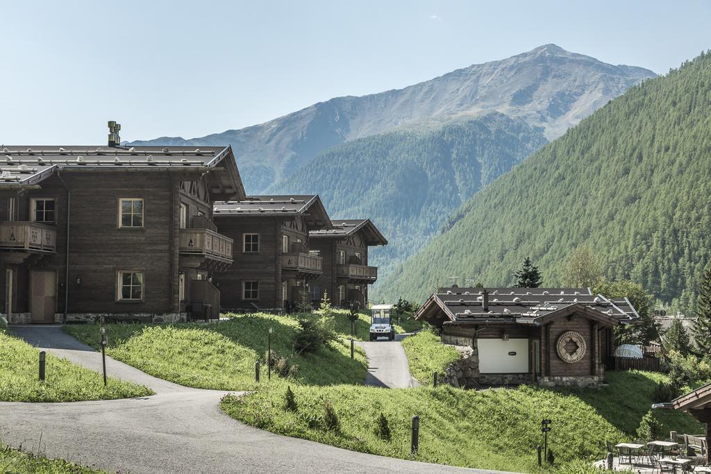 Hotel & Chalets Edelweiss Madonna  Eksteriør bilde